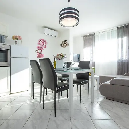 Andrija & Luce Апартаменты