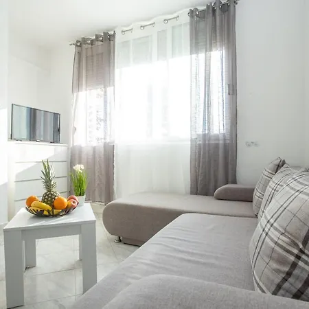 Andrija & Luce Apartment *