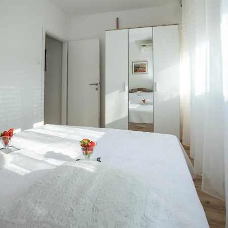 Apartment Andrija & Luce *